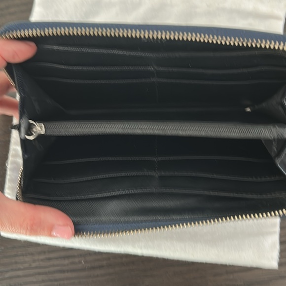 Wallet - Picture 6 of 6